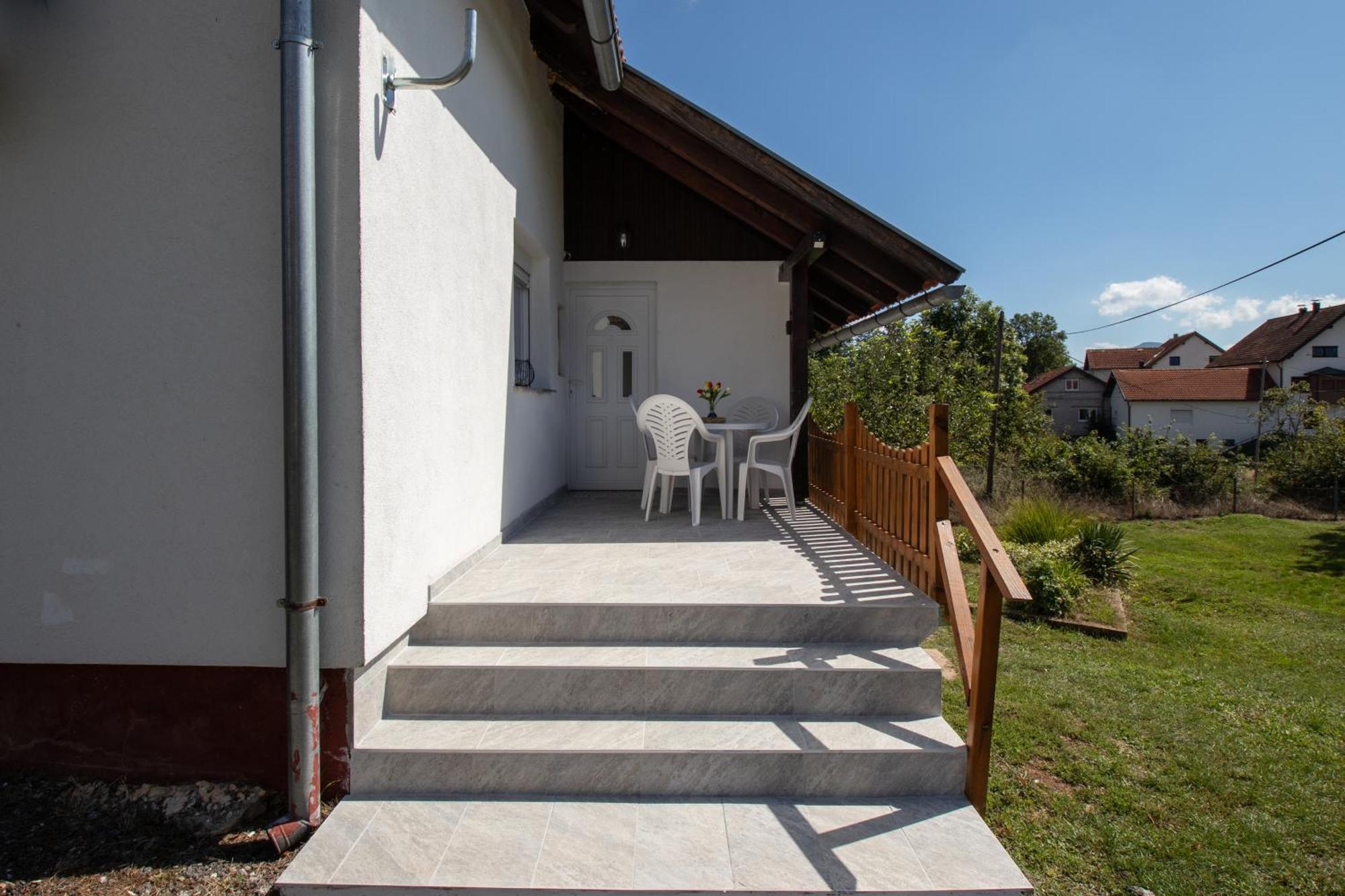 Lucija Apartment Lovinac  Exterior foto